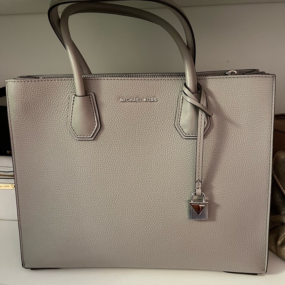 New Michael Kors Mercer handbag